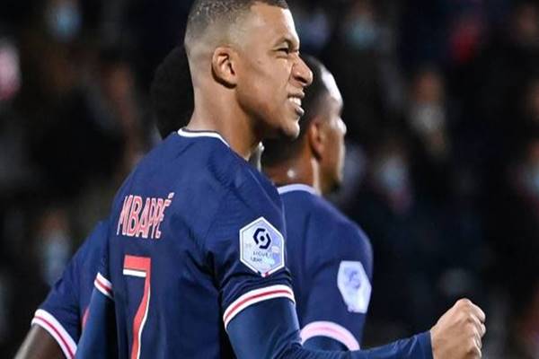 bong-da-quoc-te-sang-20-10-mbappe-quyet-tam-roi-psg