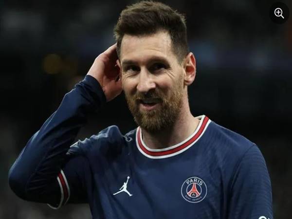 Tin PSG 24/10: Lionel Messi buộc phải giảm lương nếu muốn ở lại