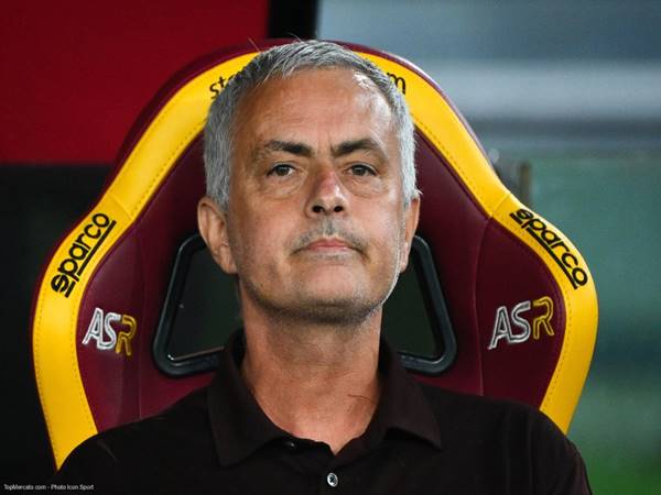 Tin AS Roma 30/6: Mourinho nhận thêm án phạt của Serie A